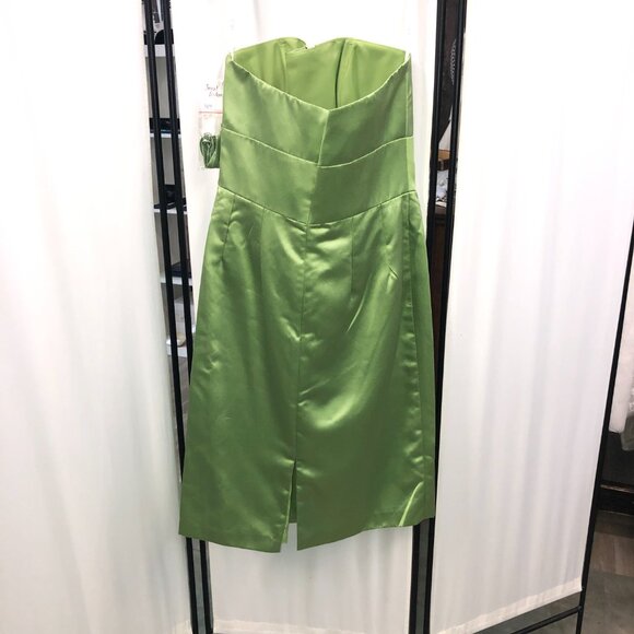 Size 6 Knee-Length Bridesmaid Dress, Apple, Fern Green, Pistachio Satin, Cruise - Picture 4 of 5